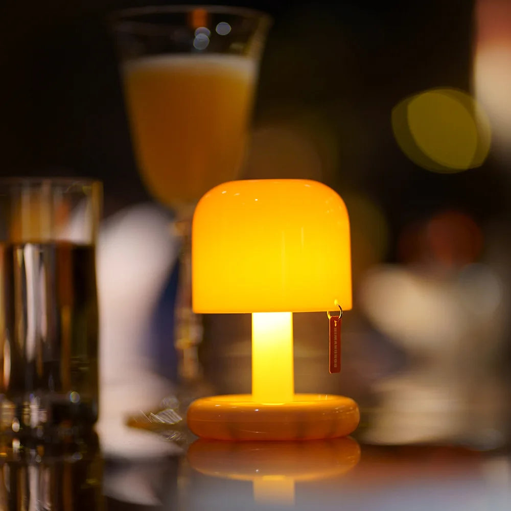 Petit Wireless Table Lamp